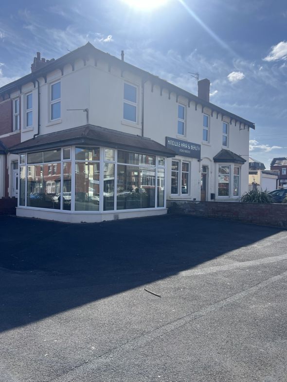 Property image 1 of 24