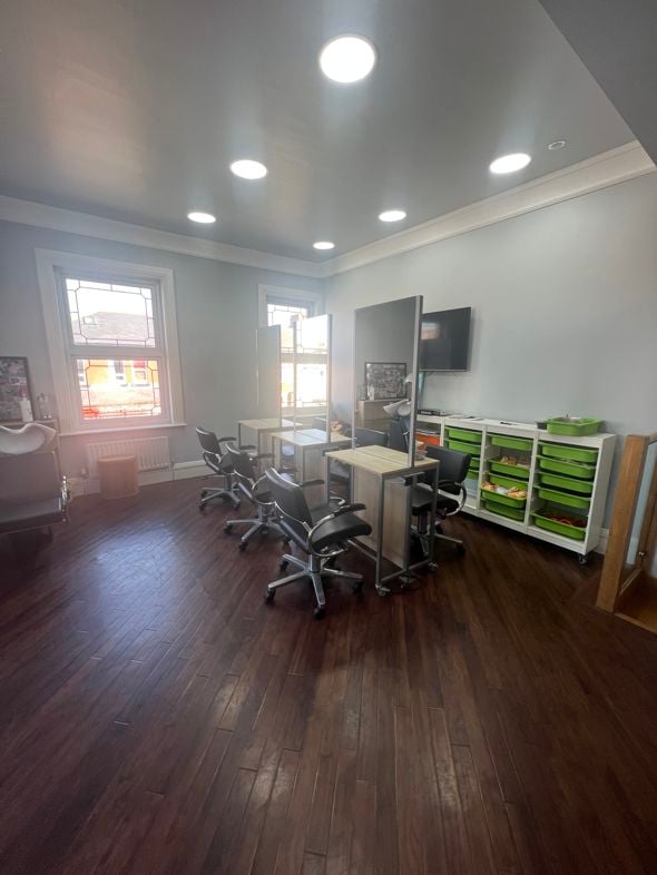 Property image 11 of 24
