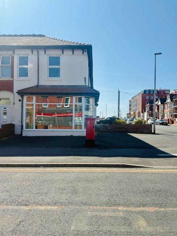 Property image 2 of 37