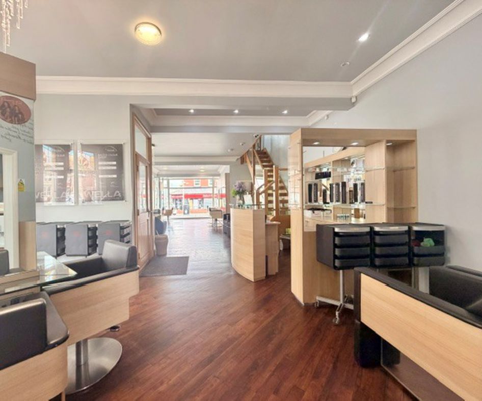 Property image 22 of 37
