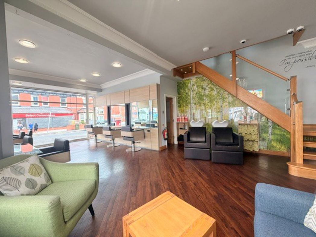 Property image 25 of 37