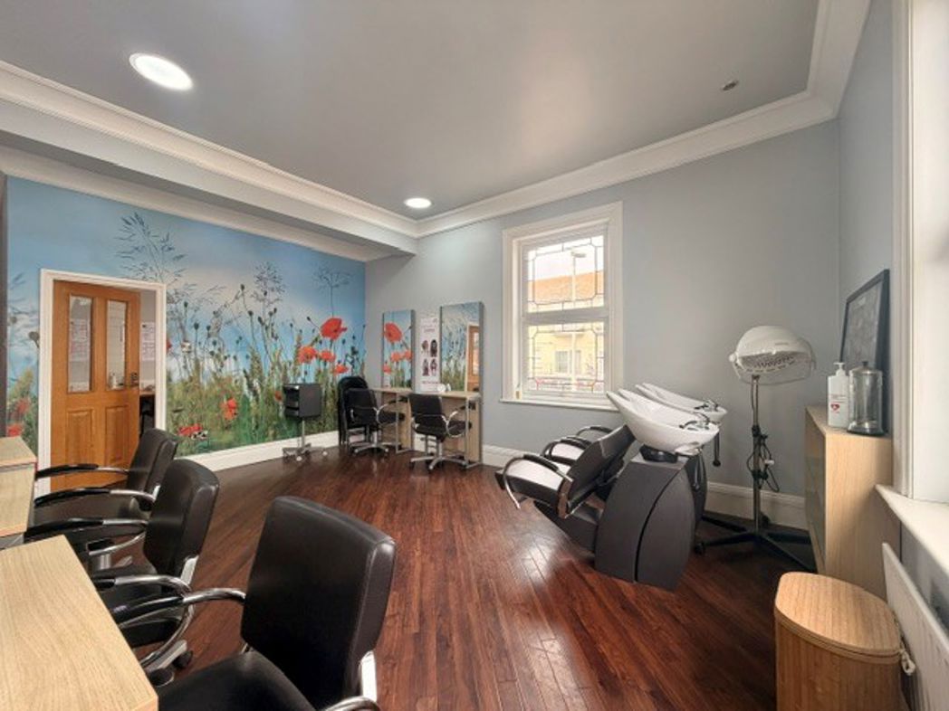 Property image 31 of 37