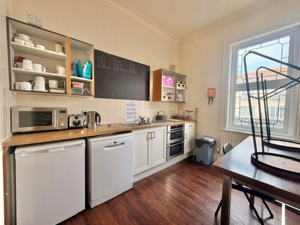 Property image 34 of 37