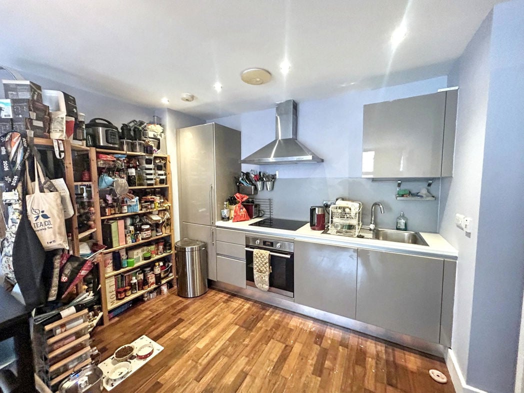 Property image 3 of 8