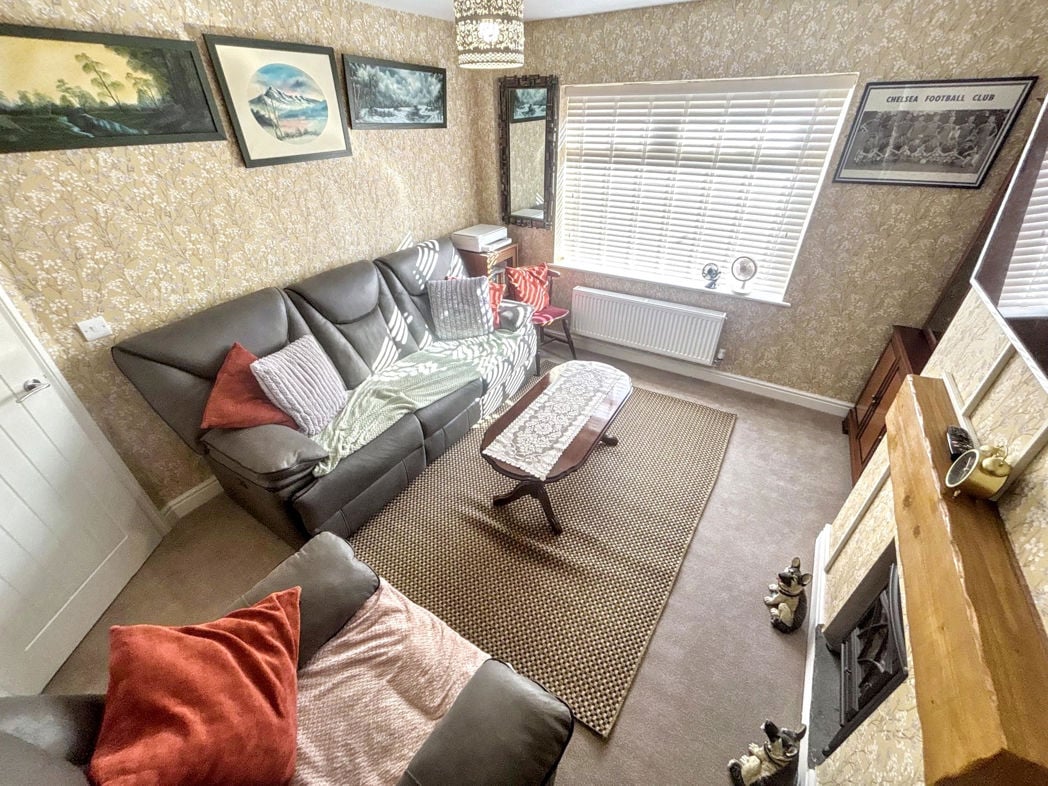Property image 8 of 15