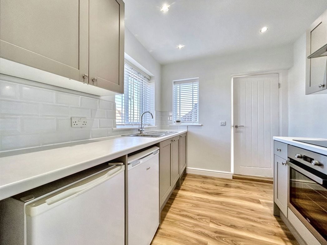 Property image 5 of 15