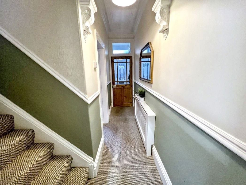 Property image 7 of 11