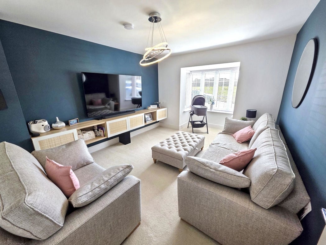 Property image 2 of 37