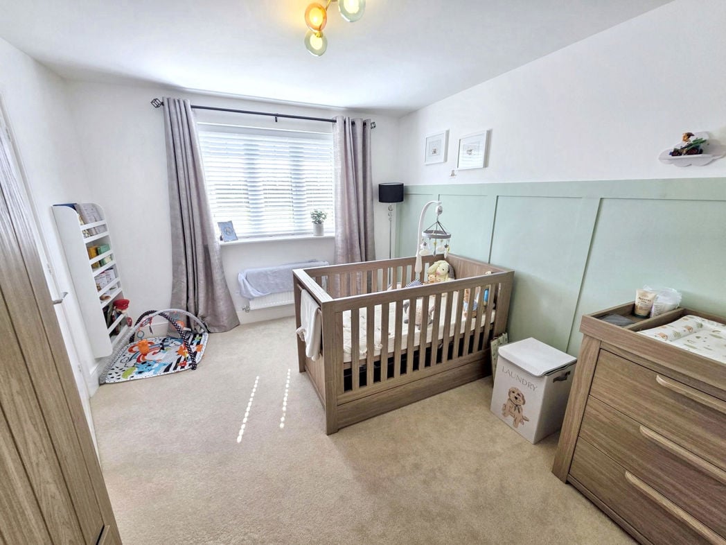 Property image 33 of 37