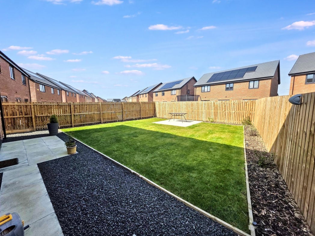 Property image 34 of 37
