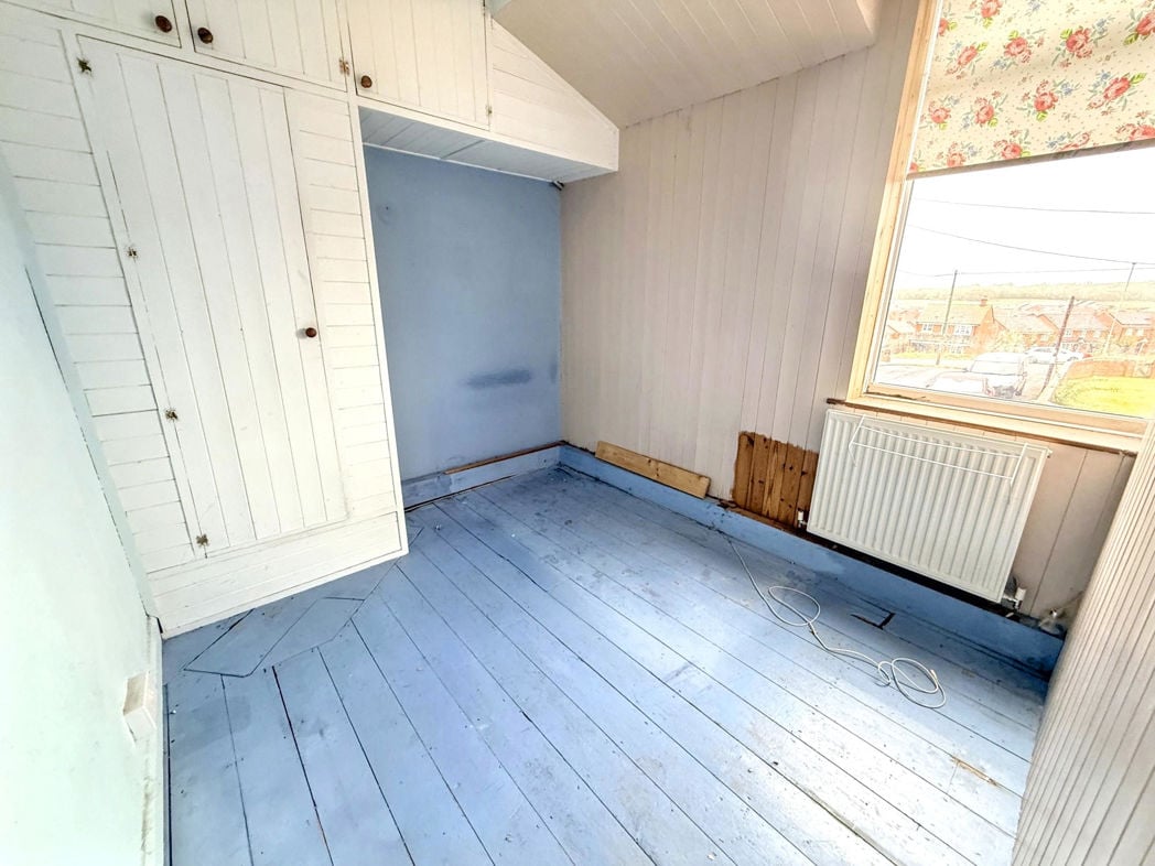 Property image 7 of 8