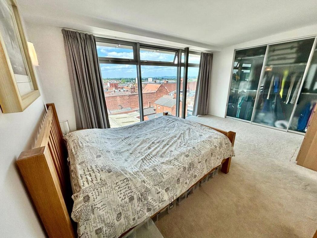Property image 6 of 26