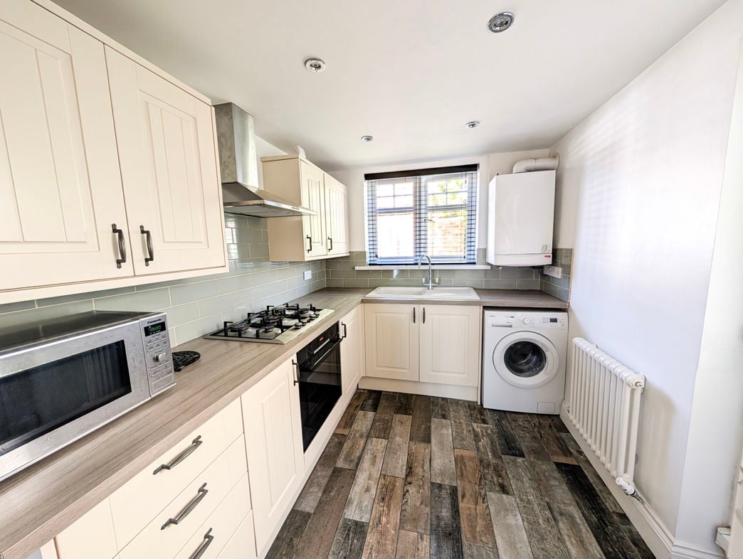 Property image 5 of 16