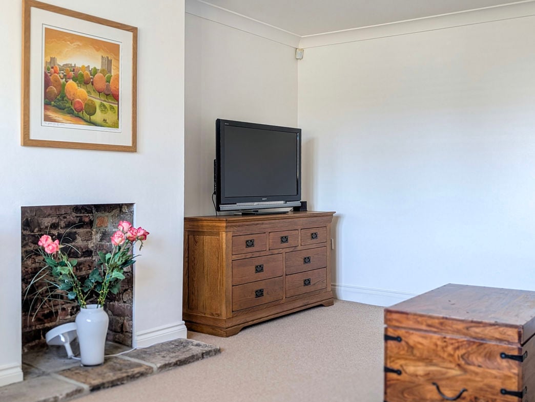 Property image 3 of 16