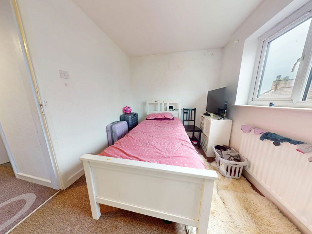 Property image 4 of 7
