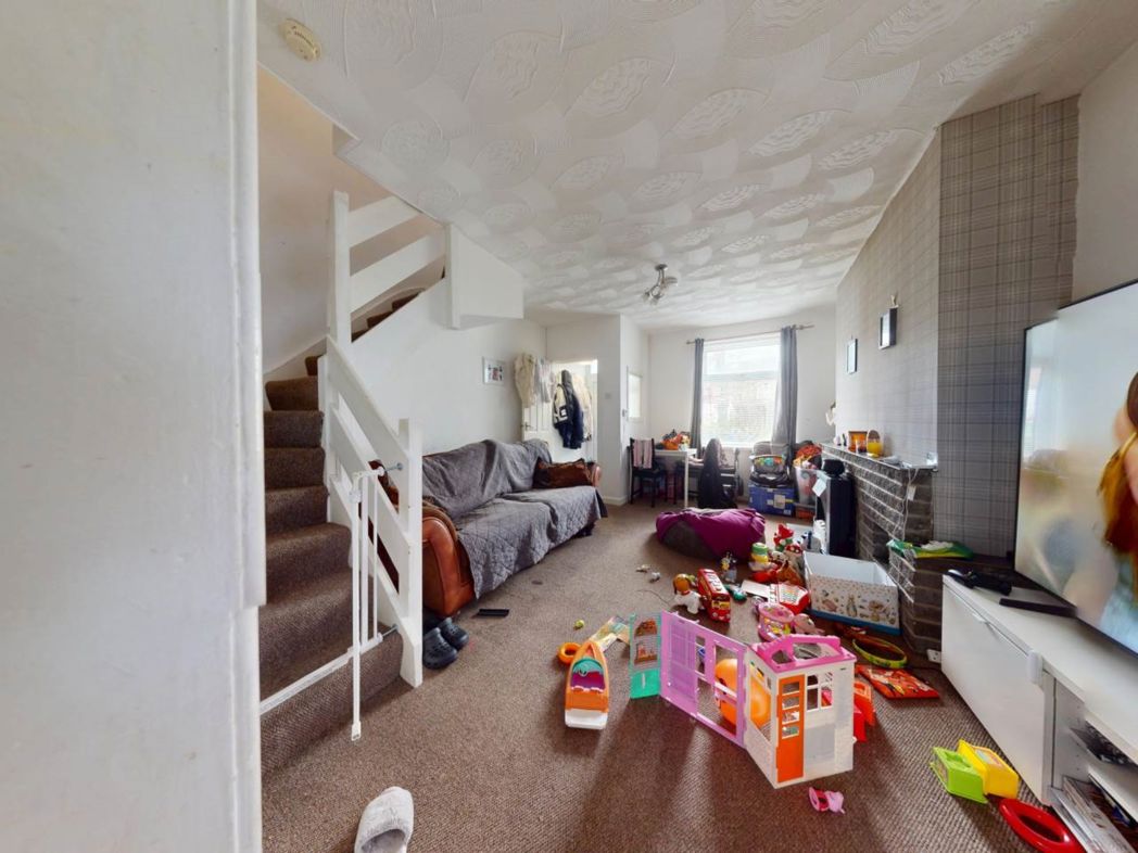 Property image 2 of 7
