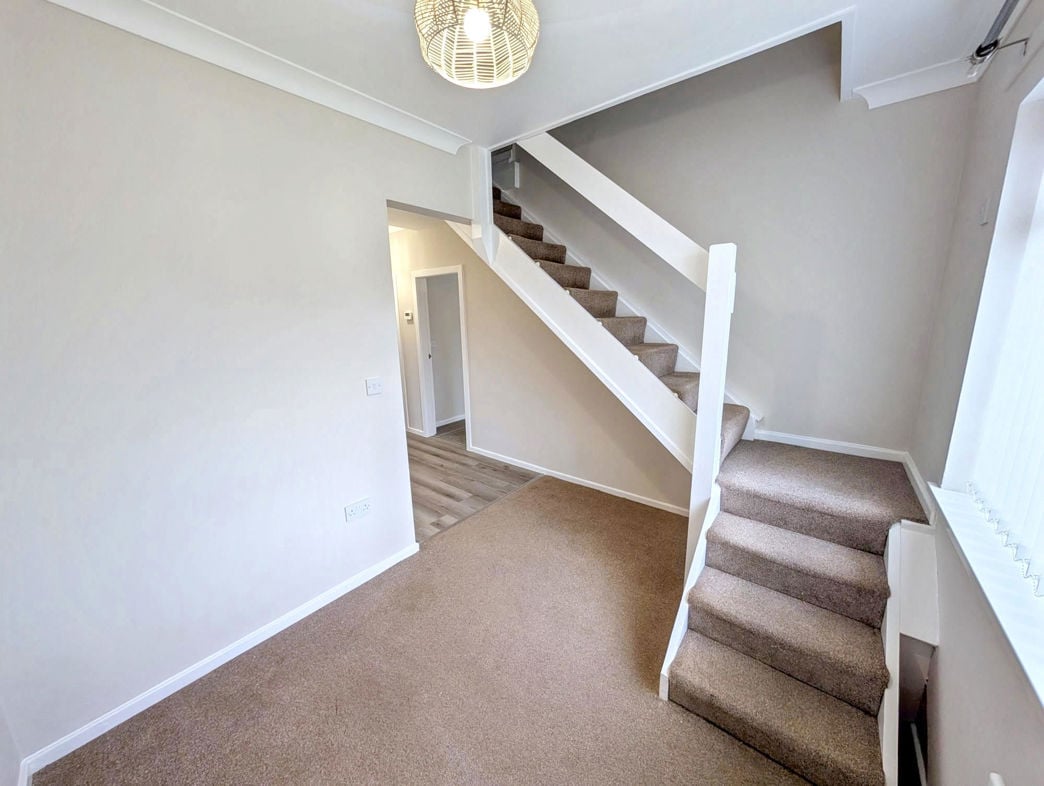 Property image 11 of 15