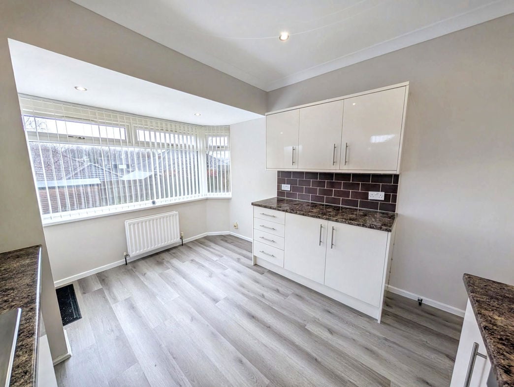 Property image 5 of 15