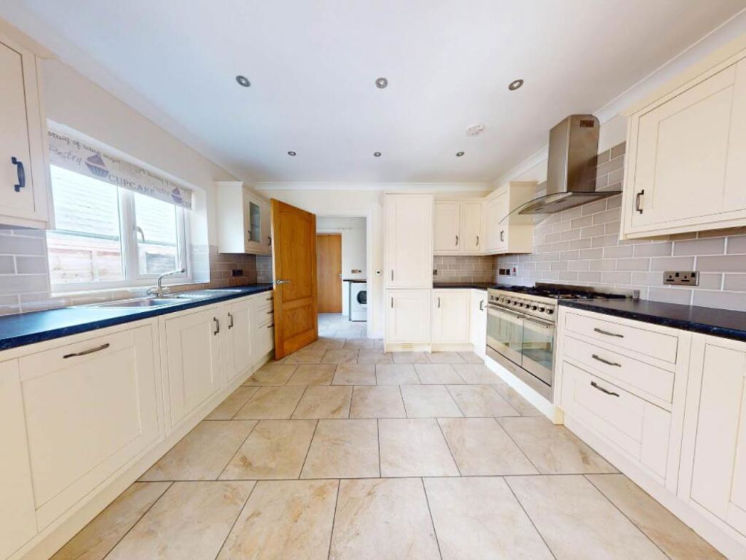 Property image 2 of 17