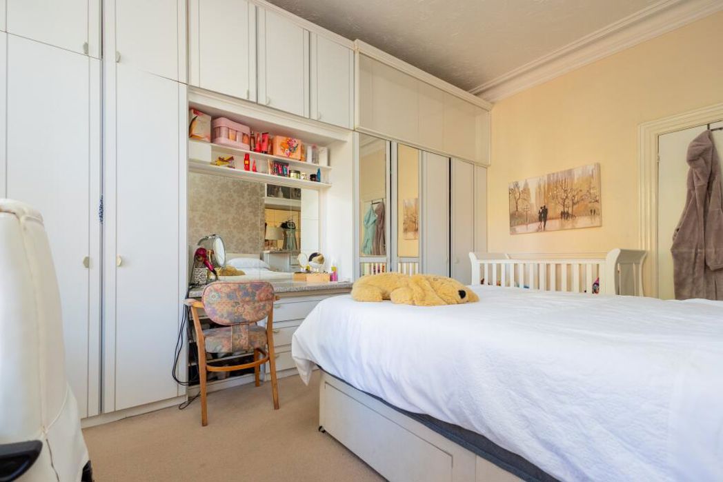 Property image 10 of 17