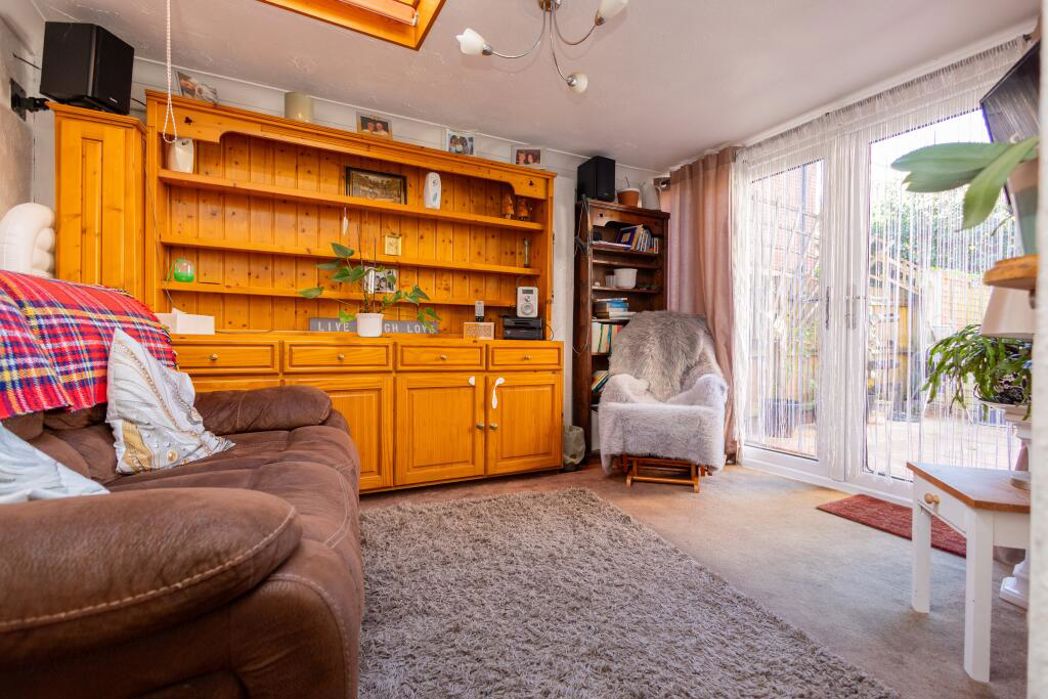 Property image 14 of 17