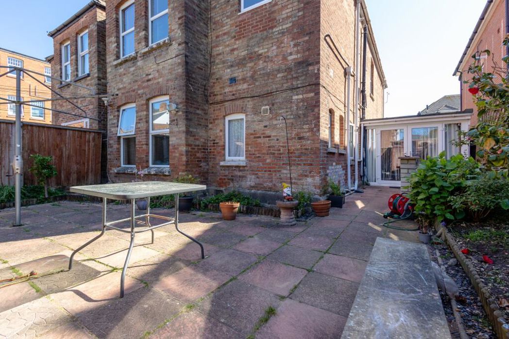 Property image 15 of 17