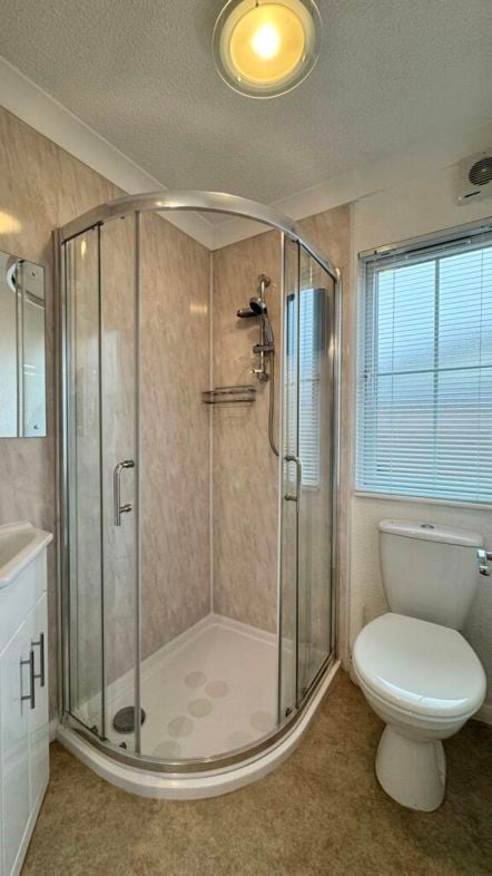 Property image 3 of 16