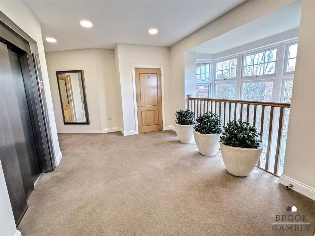Property image 18 of 20
