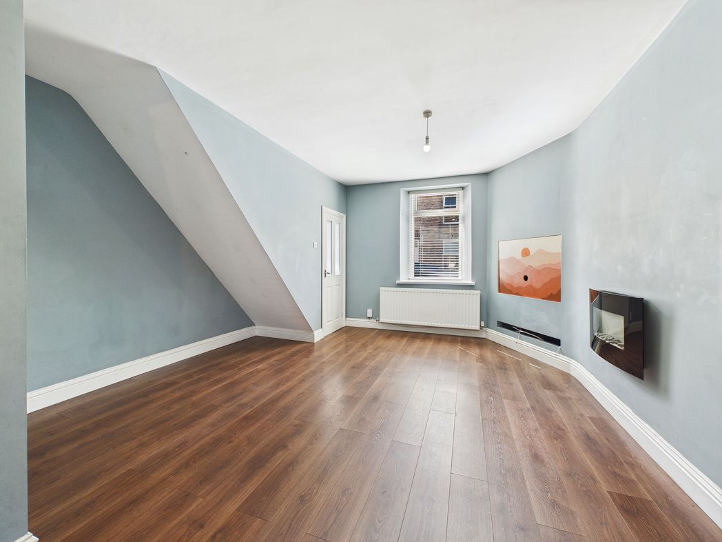 Property image 3 of 11