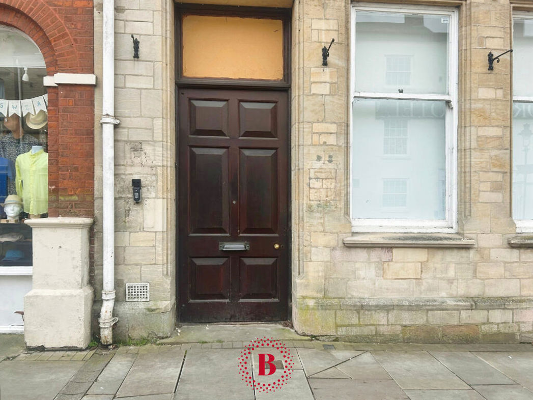 Property image 2 of 13