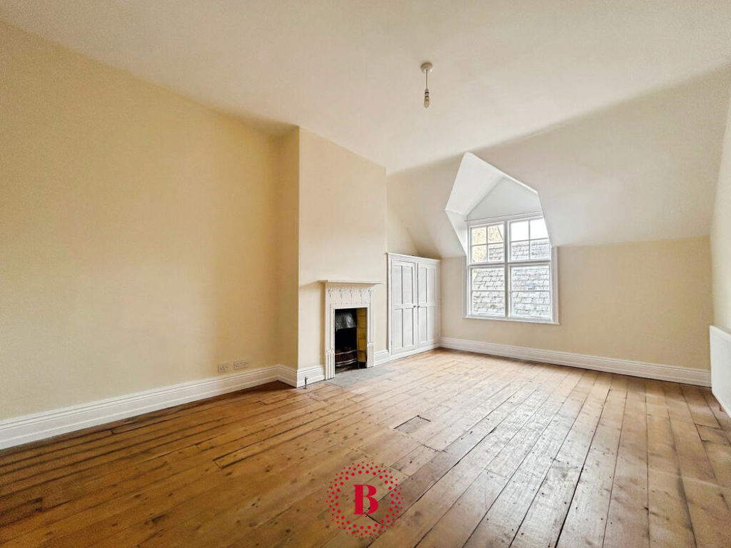 Property image 10 of 13