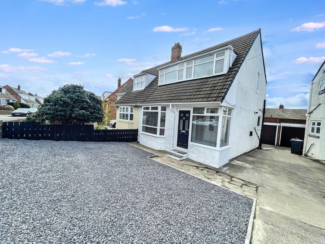 Property image 1 of 17