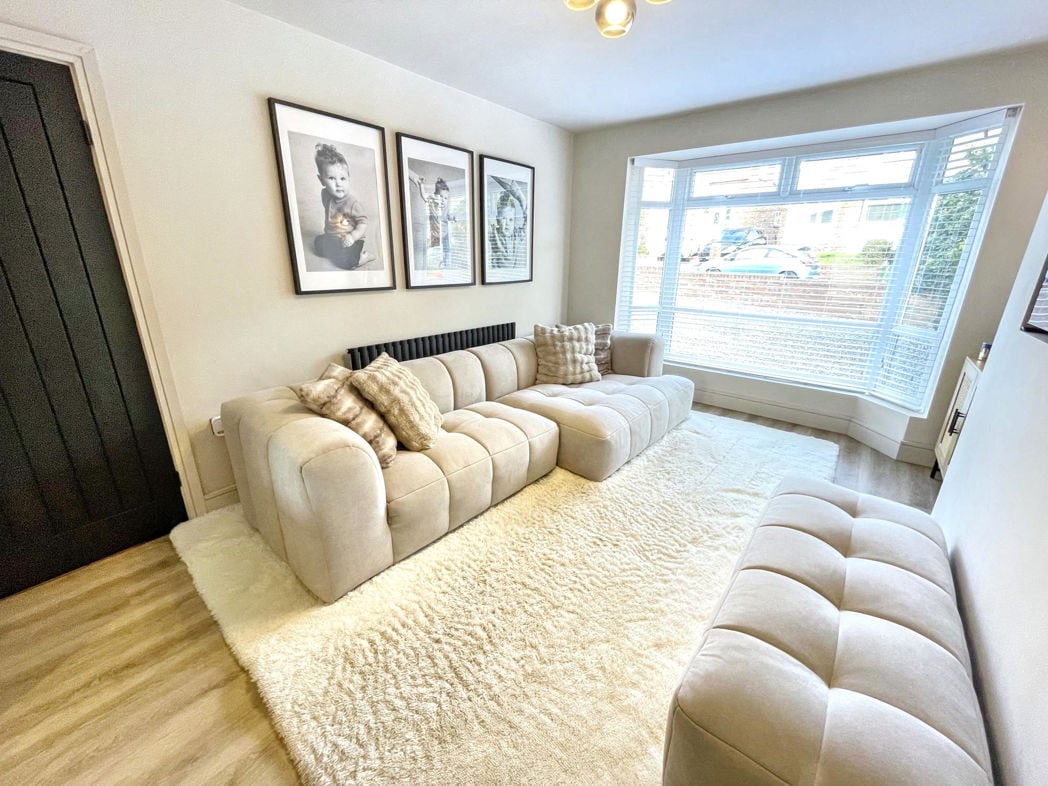 Property image 5 of 17