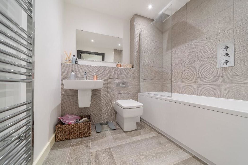 Property image 10 of 10