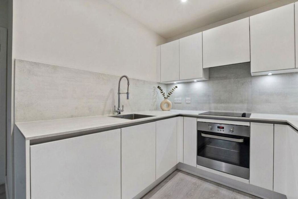 Property image 4 of 22