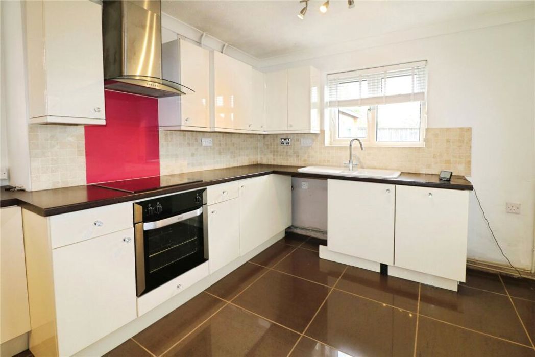 Property image 2 of 16