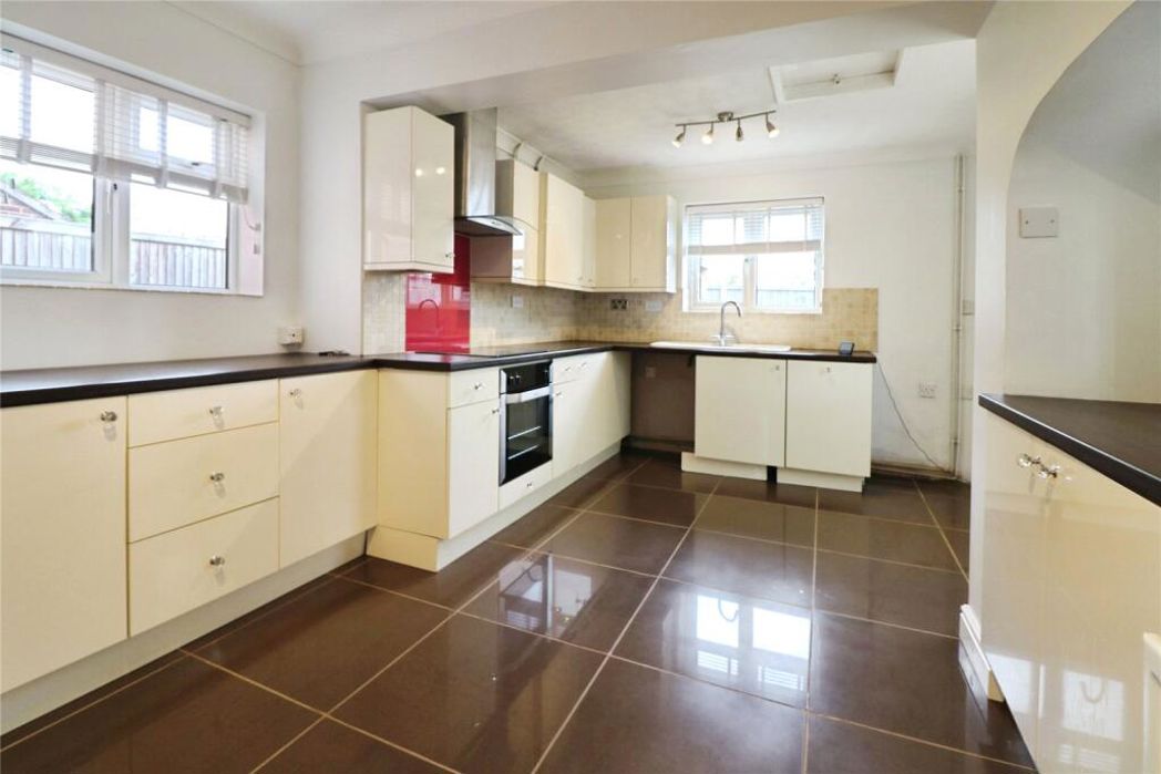 Property image 6 of 16