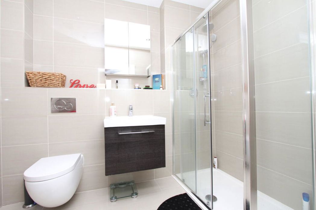 Property image 8 of 9