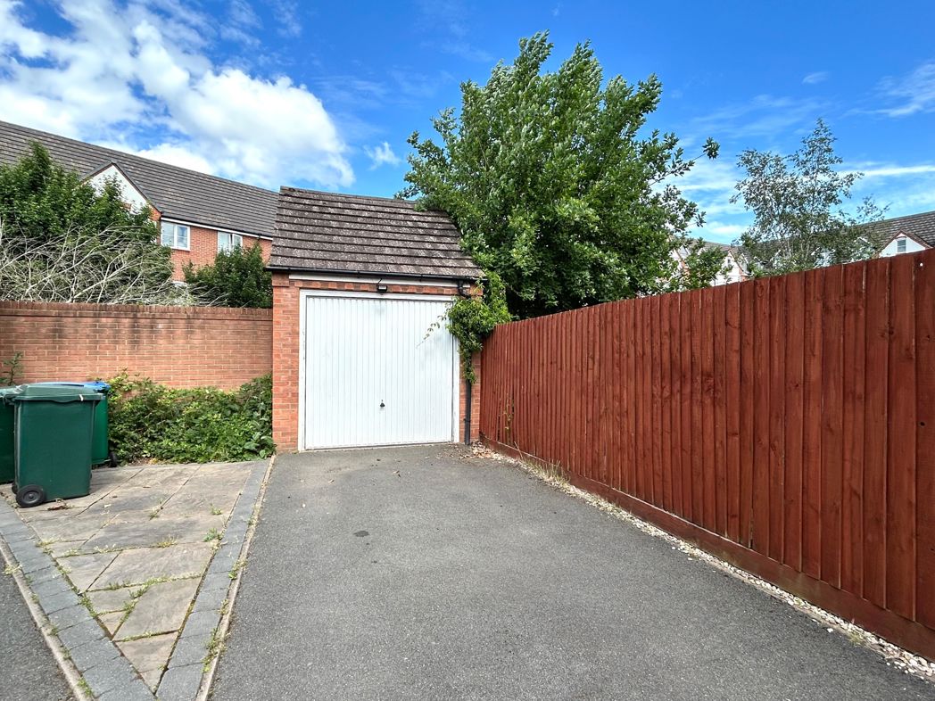 Property image 14 of 16