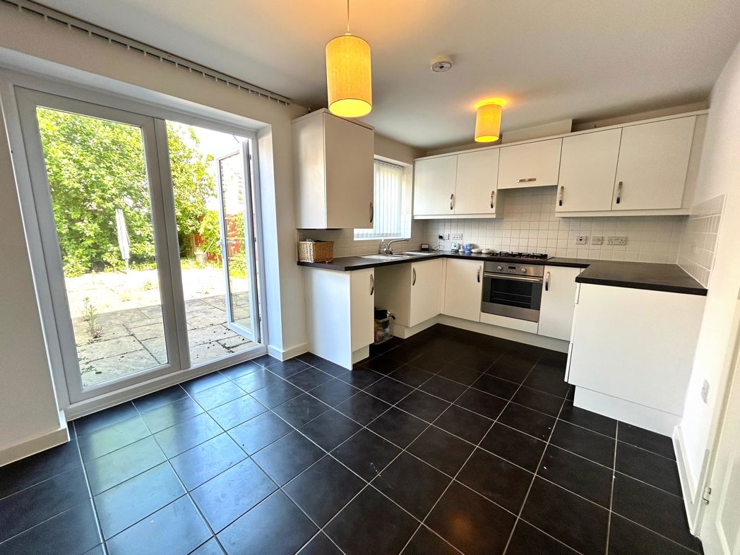 Property image 2 of 16