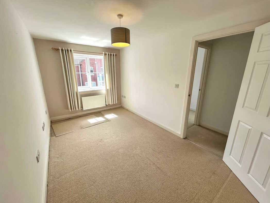 Property image 9 of 16