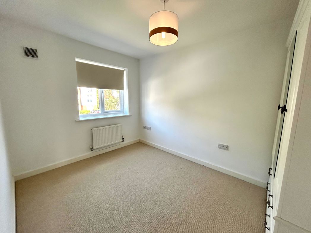 Property image 10 of 16