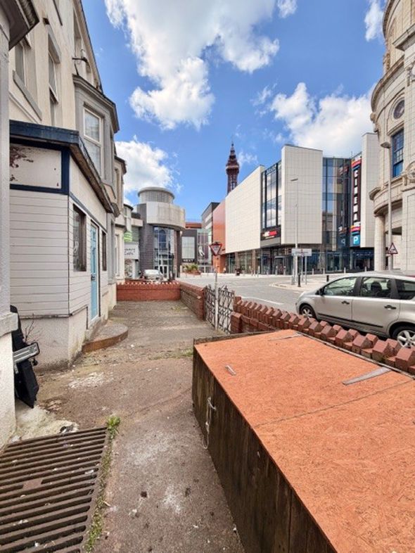 Property image 21 of 22