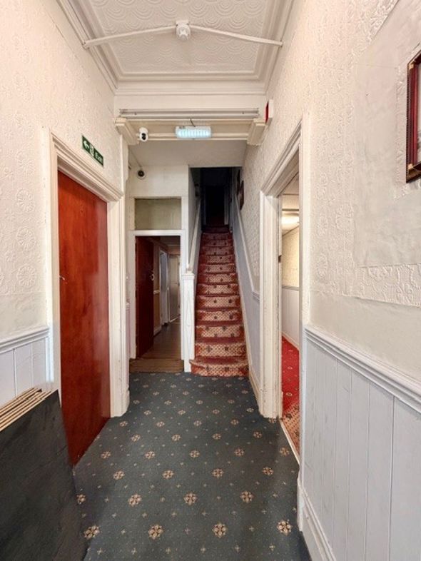 Property image 2 of 22