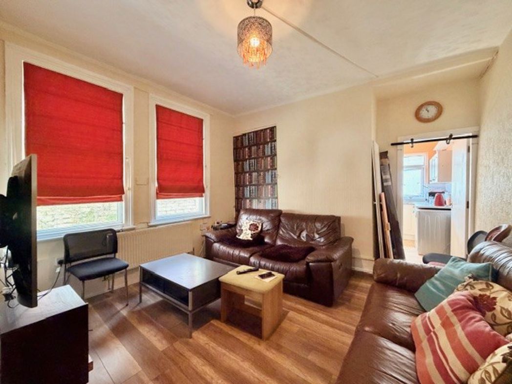 Property image 3 of 22
