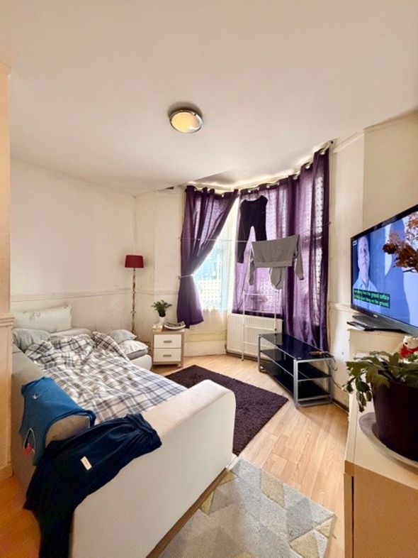 Property image 11 of 22