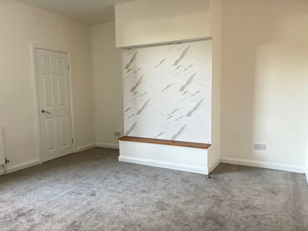Property image 2 of 15