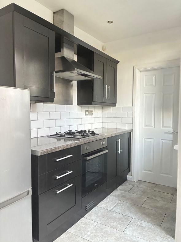 Property image 6 of 15