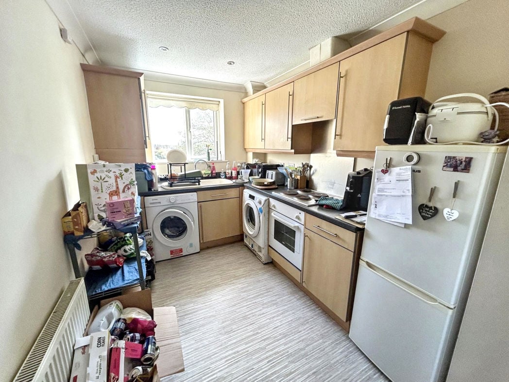 Property image 3 of 6