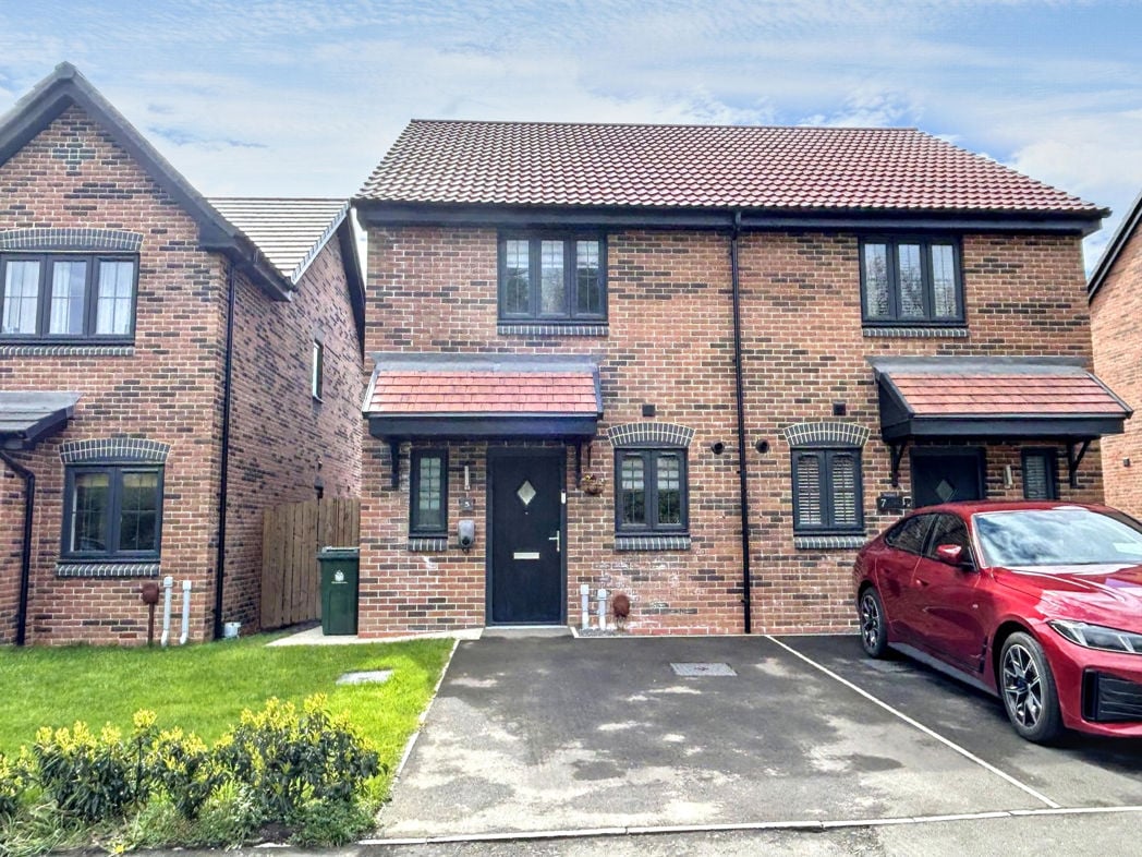 Property image 1 of 9